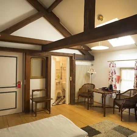 Hotel Altes Pfarrhaus Beaumarais-3